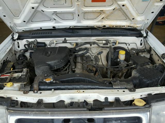 1N6DD26Y8WC309279 - 1998 NISSAN FRONTIER K WHITE photo 7