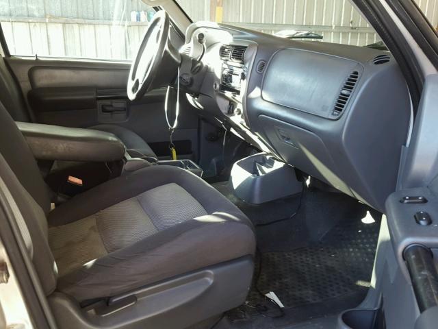 1FMZU67K74UB99161 - 2004 FORD EXPLORER S 银色 照片 5
