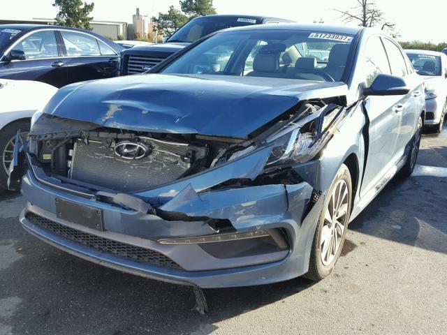 5NPE34AF9FH046767 - 2015 HYUNDAI SONATA SPO BROWN photo 2