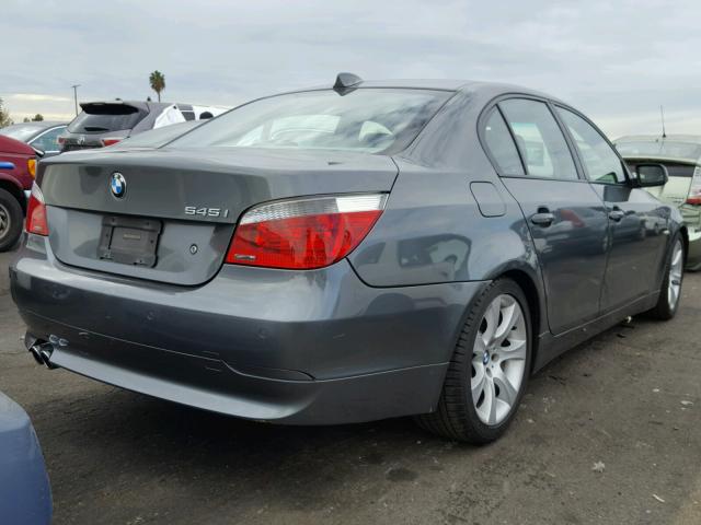 WBANB33505CN68082 - 2005 BMW 545 I GRAY photo 4