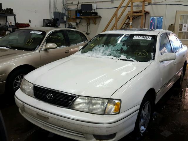 4T1BF18B3XU337862 - 1999 TOYOTA AVALON XL WHITE photo 2