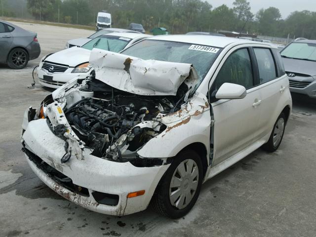 JTKKT624560154031 - 2006 TOYOTA SCION XA WHITE photo 2