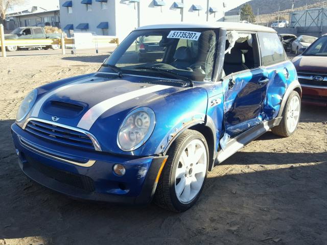 WMWRE33556TL24602 - 2006 MINI COOPER S BLUE photo 2