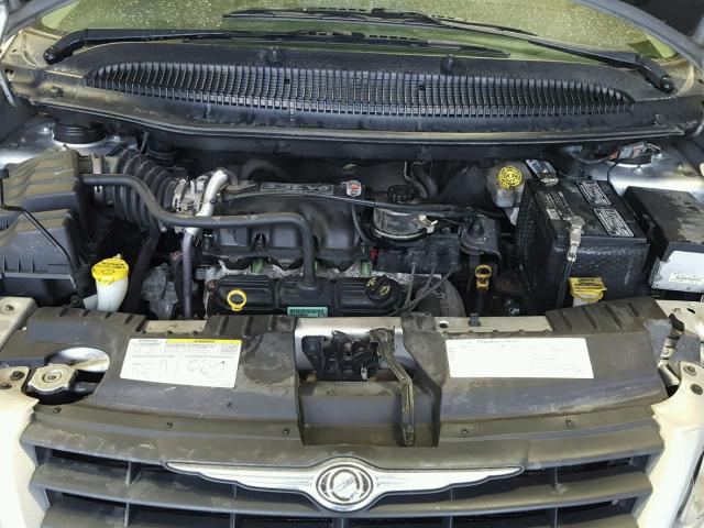 1A4GP45R86B540745 - 2006 CHRYSLER TOWN & COU SILVER photo 7