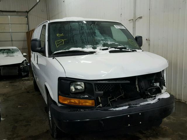 1GCWGFCA2C1166368 - 2012 CHEVROLET EXPRESS G2 WHITE photo 1