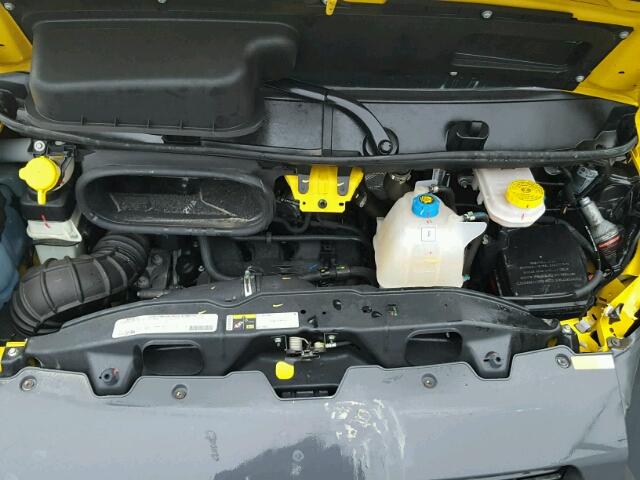 3C6TRVDG9JE108415 - 2018 RAM PROMASTER 黄色 照片 7