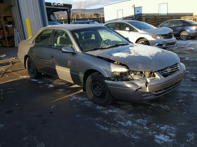 4T1BG22K8XU604800 - 1999 TOYOTA CAMRY CE GRAY photo 1