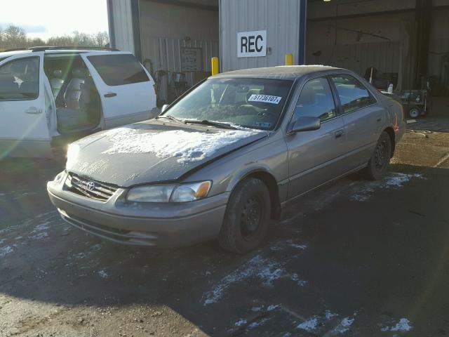 4T1BG22K8XU604800 - 1999 TOYOTA CAMRY CE GRAY photo 2