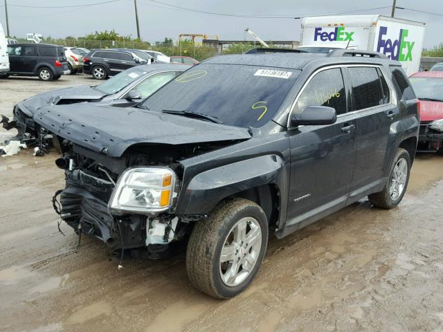 2GKFLVE31D6211534 - 2013 GMC TERRAIN SL GOLD photo 2