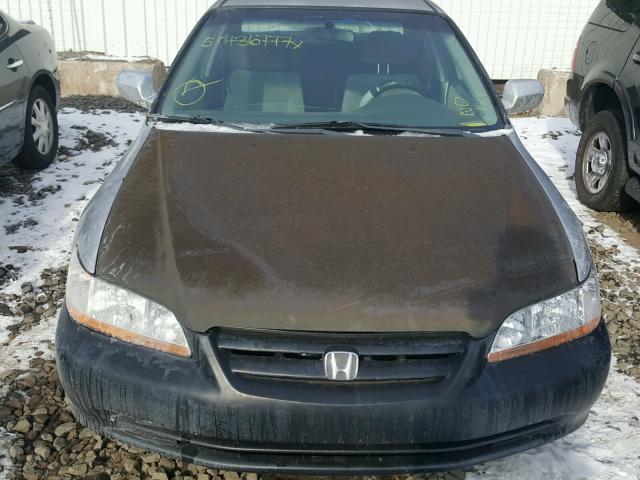 JHMCG56792C032262 - 2002 HONDA ACCORD SE SILVER photo 9