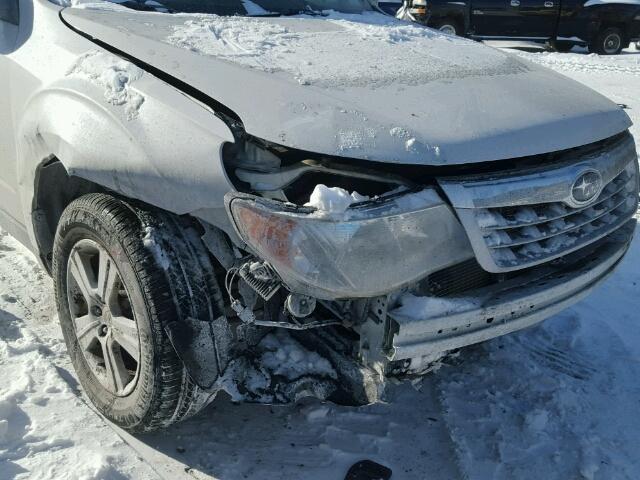 JF2SHABC3DH427597 - 2013 SUBARU FORESTER 2 WHITE photo 9