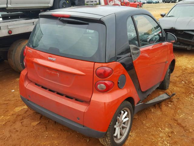 WMEEJ31X98K112118 - 2008 SMART FORTWO PUR RED photo 4