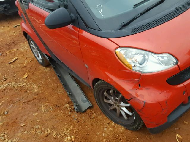 WMEEJ31X98K112118 - 2008 SMART FORTWO PUR RED photo 9