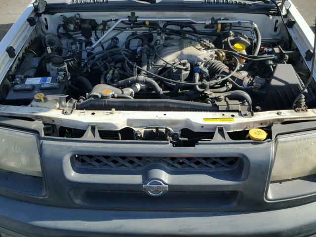 5N1ED28T1YC608572 - 2000 NISSAN XTERRA XE WHITE photo 7