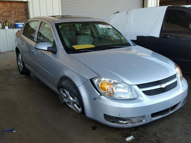 1G1AL58F567651375 - 2006 CHEVROLET COBALT LT SILVER photo 2