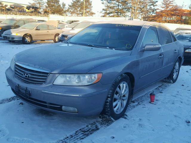 KMHFC46F68A304472 - 2008 HYUNDAI AZERA SE SILVER photo 2