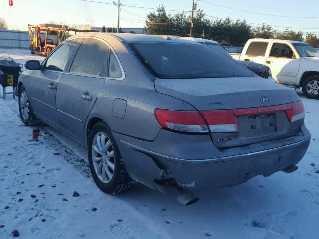 KMHFC46F68A304472 - 2008 HYUNDAI AZERA SE SILVER photo 3