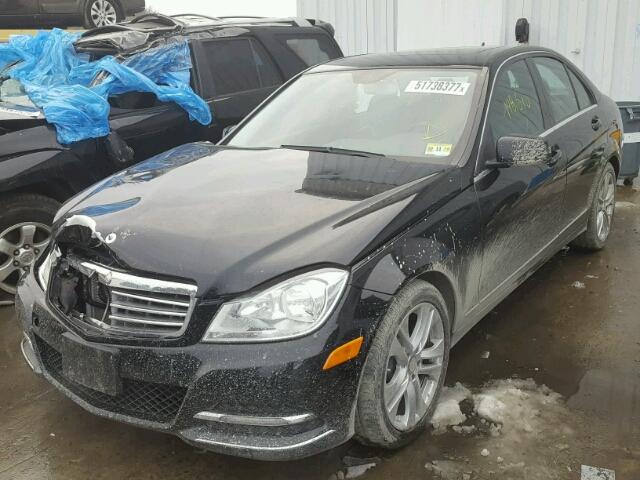 WDDGF8BB1CA641866 - 2012 MERCEDES-BENZ C 300 4MAT BLACK photo 2