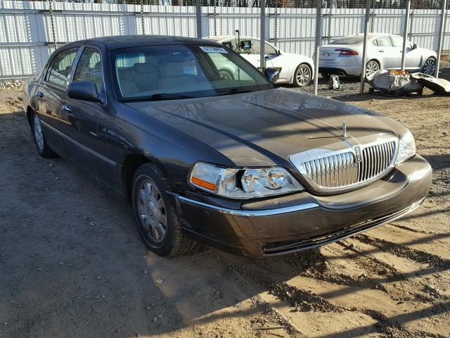 1LNHM83V96Y620705 - 2006 LINCOLN TOWN CAR D GRAY photo 1