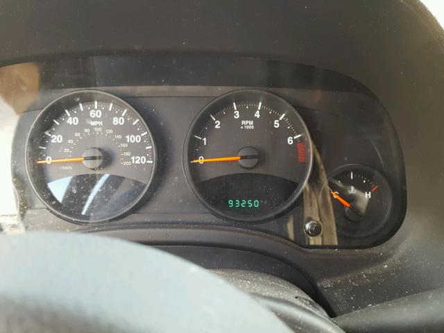 1J4NF1FB8BD302841 - 2011 JEEP COMPASS SP SILVER photo 8