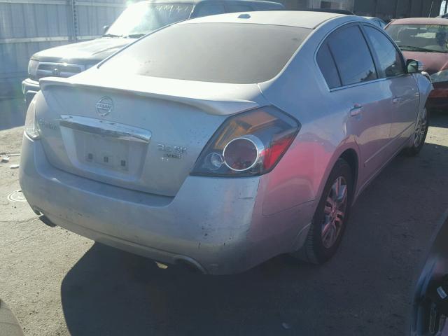 1N4BL2AP2CC225424 - 2012 NISSAN ALTIMA SR GRAY photo 4