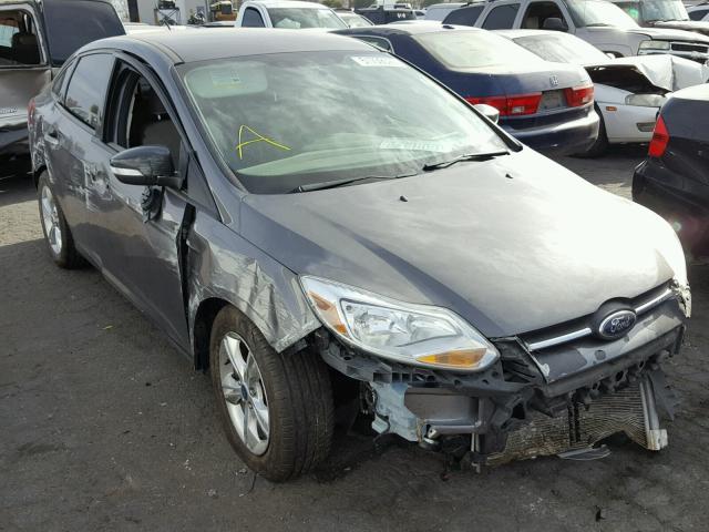 1FADP3F27EL272046 - 2014 FORD FOCUS SE GRAY photo 1