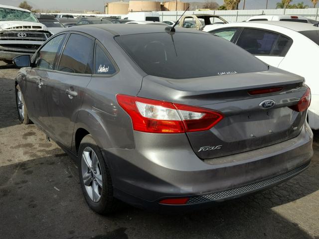 1FADP3F27EL272046 - 2014 FORD FOCUS SE GRAY photo 3