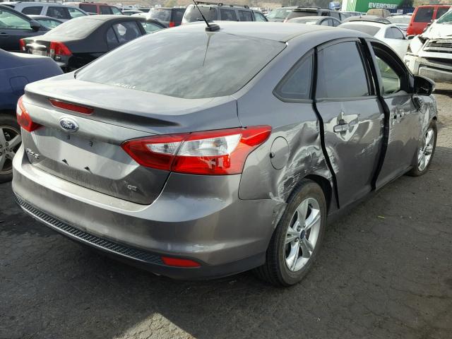 1FADP3F27EL272046 - 2014 FORD FOCUS SE GRAY photo 4