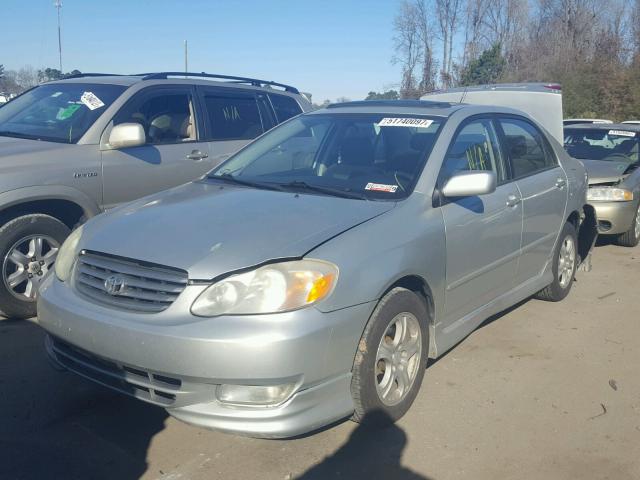 2T1BR32E74C277183 - 2005 TOYOTA COROLLA SILVER photo 2