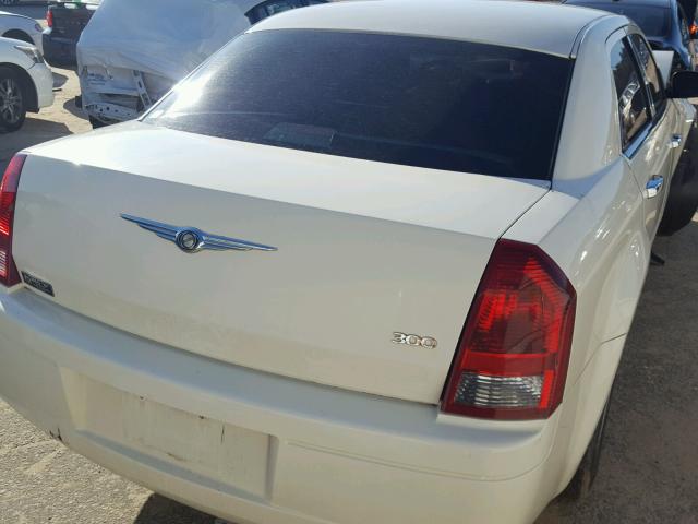 2C3KA43R57H747739 - 2007 CHRYSLER 300 CREAM photo 4