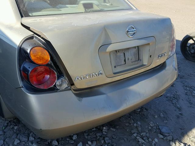 1N4AL11D82C126567 - 2002 NISSAN ALTIMA BAS GOLD photo 9