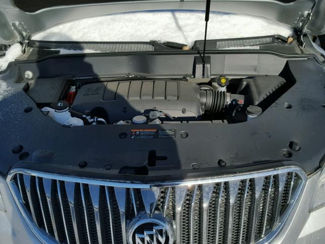 5GAKVCDK1HJ339868 - 2017 BUICK ENCLAVE SILVER photo 7