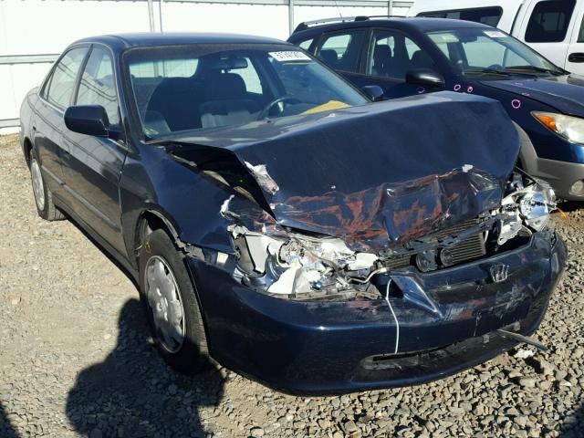 1HGCG6655YA023957 - 2000 HONDA ACCORD LX BLUE photo 1