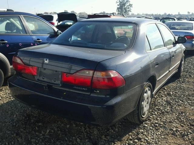 1HGCG6655YA023957 - 2000 HONDA ACCORD LX BLUE photo 4