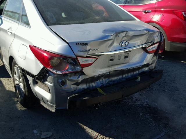 5NPEB4AC7BH218359 - 2011 HYUNDAI SONATA GLS SILVER photo 9