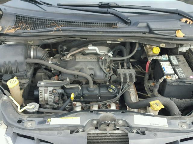 2A8HR54P88R697618 - 2008 CHRYSLER TOWN & COU SILVER photo 7