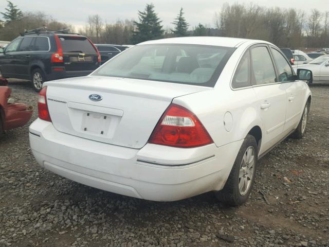 1FAHP23106G133636 - 2006 FORD FIVE HUNDR WHITE photo 4