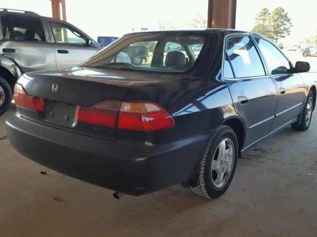 1HGCG5652XA067598 - 1999 HONDA ACCORD EX BLACK photo 4