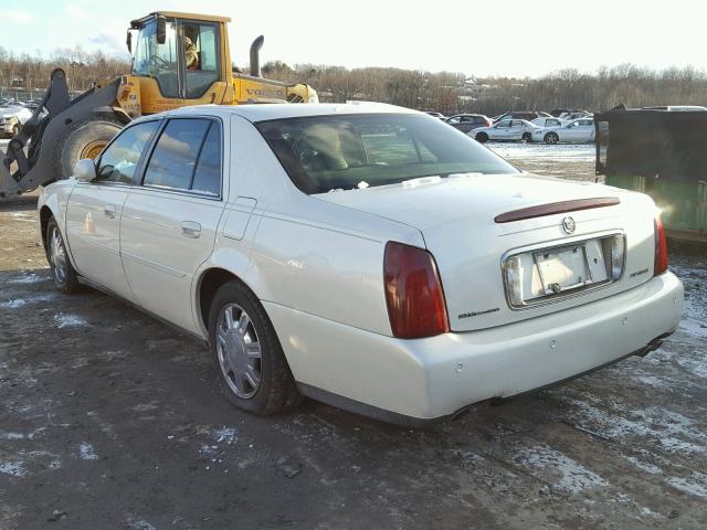 1G6KD54YX3U161787 - 2003 CADILLAC DEVILLE WHITE photo 3