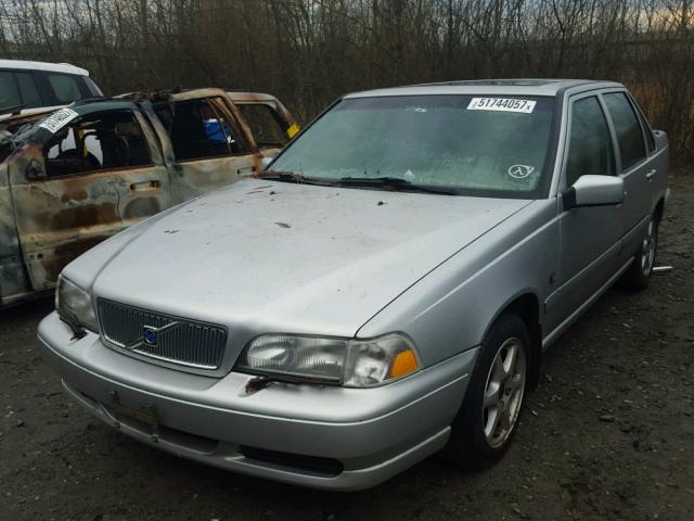 YV1LS56D7Y2648721 - 2000 VOLVO S70 GLT SILVER photo 2