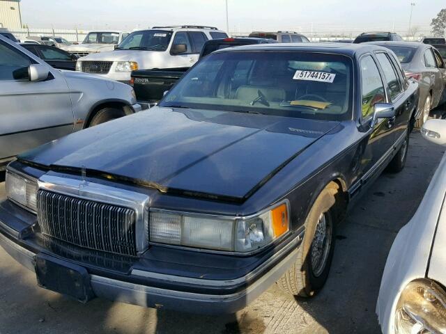 1LNLM83W8RY631315 - 1994 LINCOLN TOWN CAR C BLACK photo 2