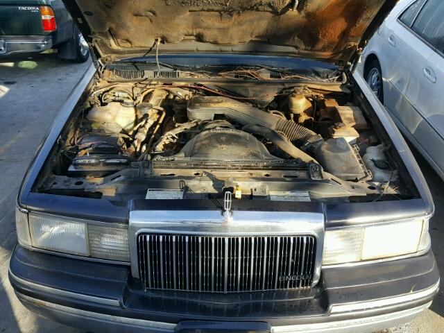 1LNLM83W8RY631315 - 1994 LINCOLN TOWN CAR C BLACK photo 7