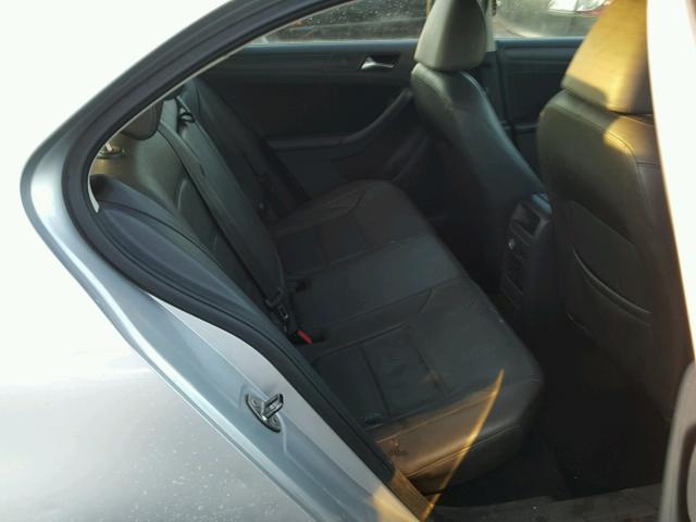 3VWDZ7AJ0BM368277 - 2011 VOLKSWAGEN JETTA SE SILVER photo 6