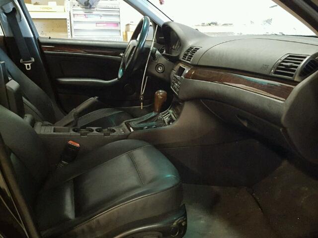 WBAEW53495PN39969 - 2005 BMW 330 XI Czarny zdjęcie 5
