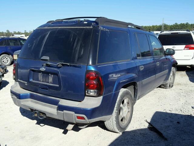 1GNET16S356168156 - 2005 CHEVROLET TRAILBLAZE BLUE photo 4