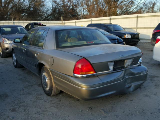 2FAFP73W01X102437 - 2001 FORD CROWN VICT GRAY photo 3