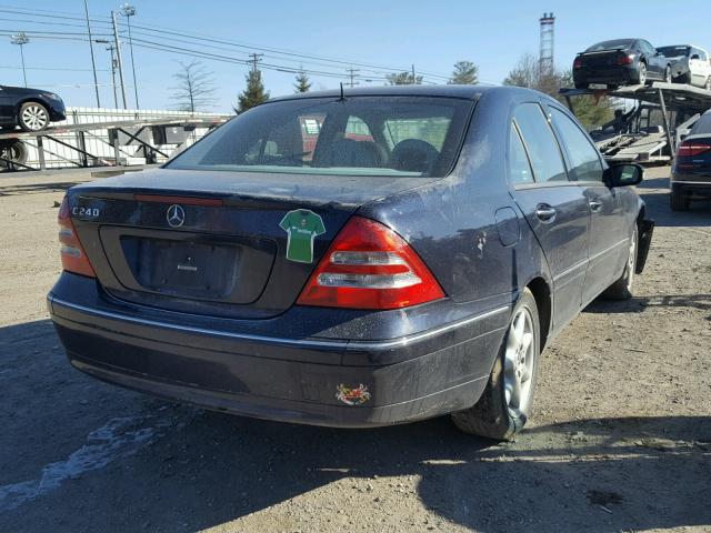 WDBRF61J32F282858 - 2002 MERCEDES-BENZ C 240 BLUE photo 4