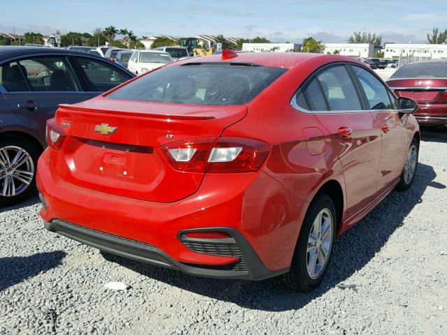 1G1BE5SM5H7264687 - 2017 CHEVROLET CRUZE LT RED photo 4