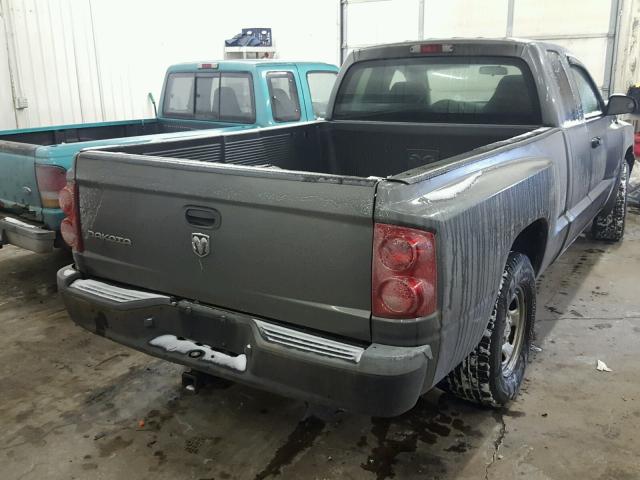 1D7HE22K75S297509 - 2005 DODGE DAKOTA ST GRAY photo 4