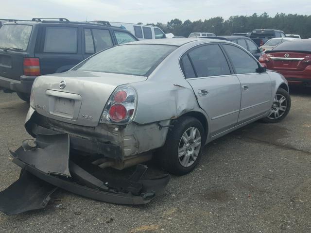 1N4AL11DX5C184944 - 2005 NISSAN ALTIMA S GRAY photo 4